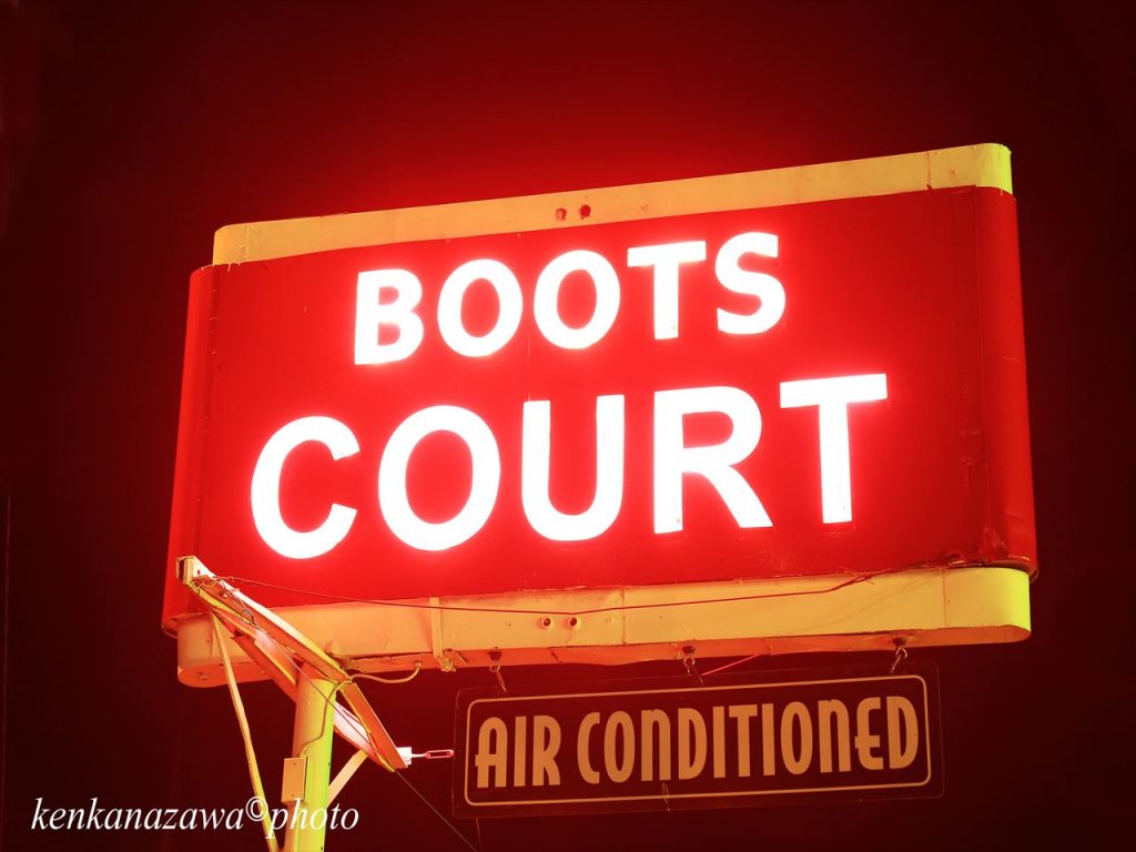 ロン・ジョーンズが$2500を寄付し、2013年にオリジナルに復元した。