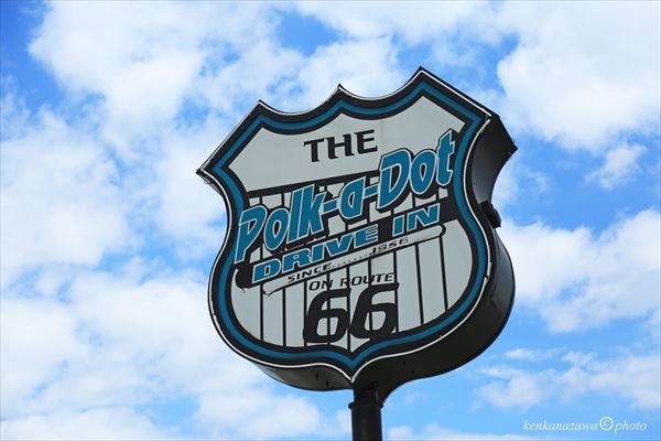 ポーク・ア・ドッツ・ドライブイン Polk-A-Dot Drive-In