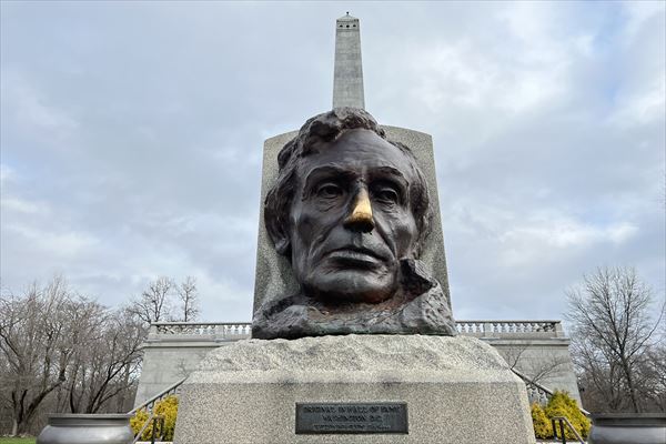 リンカーン大統領の幸運の鼻 ラキーノーズ