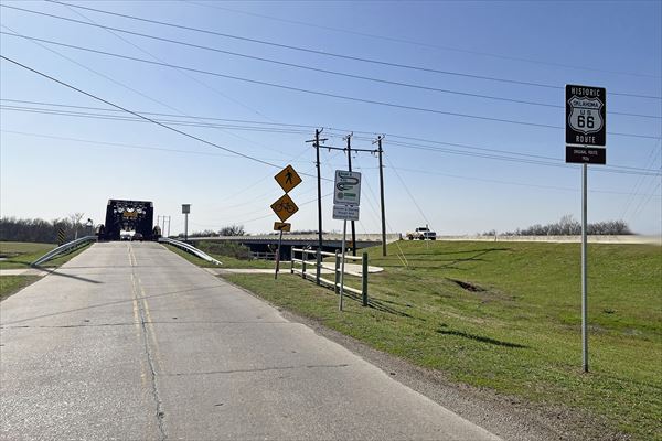 ルート66オーバーホルザーブリッジ