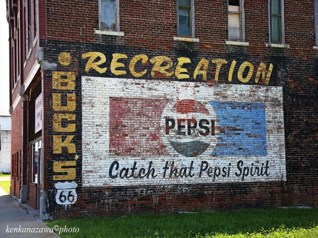 レンガの壁が美しい！ルート66